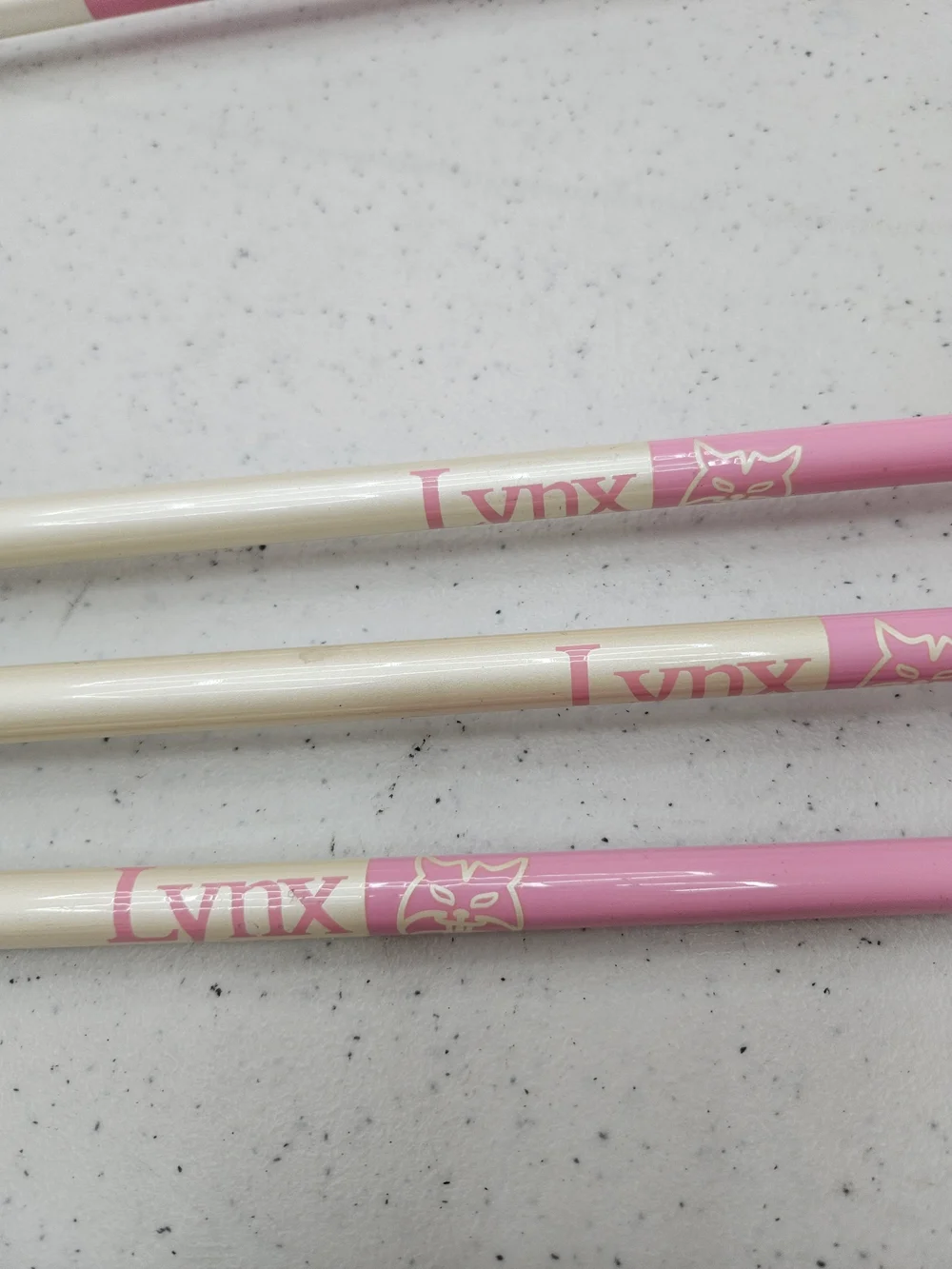 Lynx junior Girls  golf Clubs 5,6_,7 Irons. Driver And  Golfgirl Putter- RH